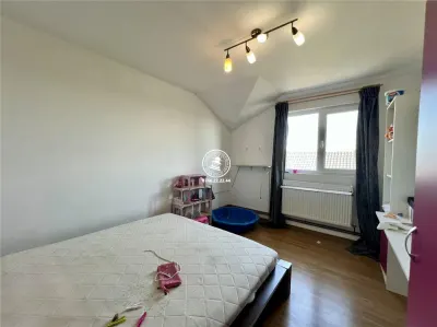 Vila cu 5 camere si 500mp de teren, de vanzare in Horpaz - foto 11
