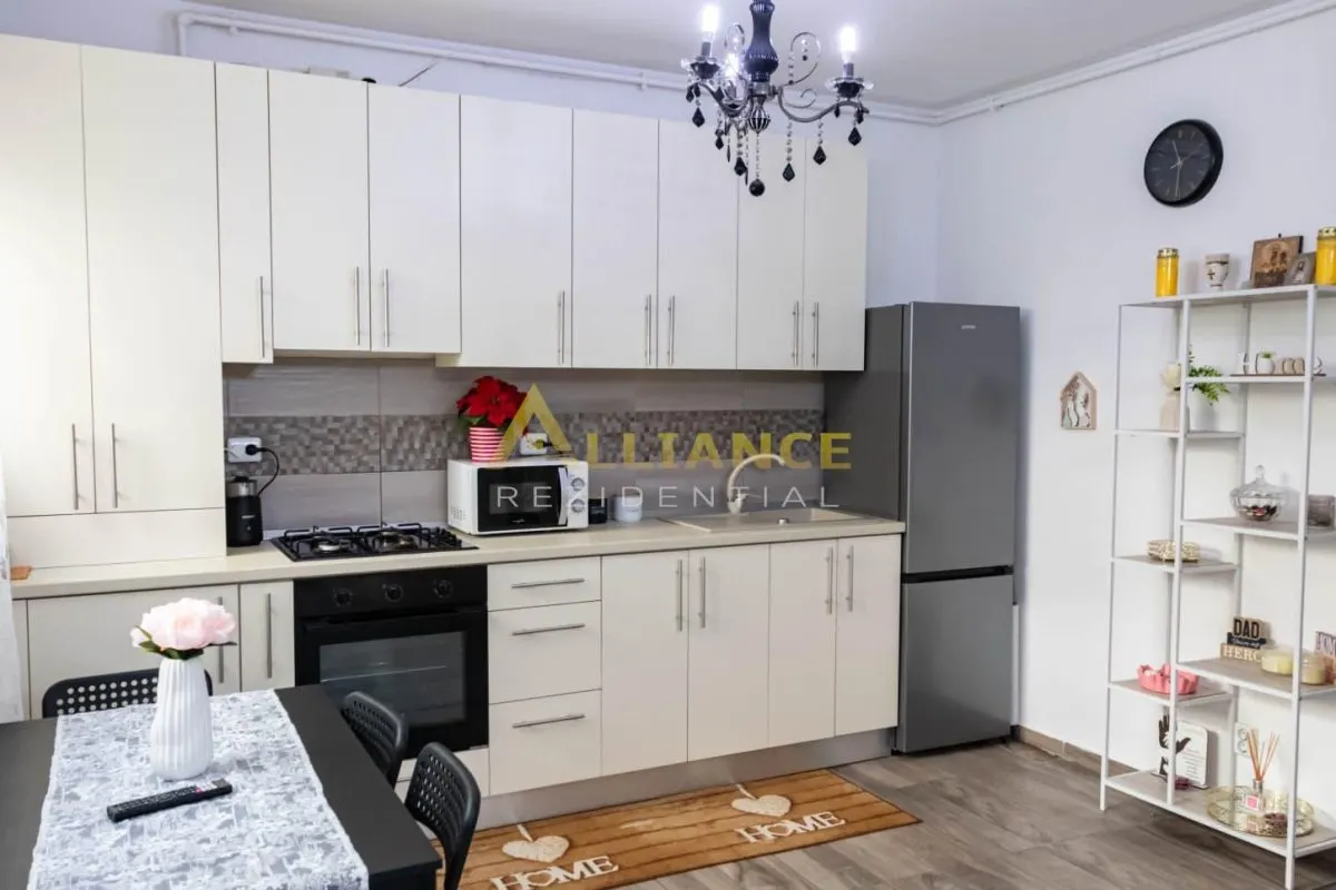 Apartament 2 camere * Cartierul Solar - foto 3