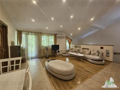 Apartament deosebit, 4 camere, in vila cu intrare separata - o oaza de liniste in inima Constantei - foto 3
