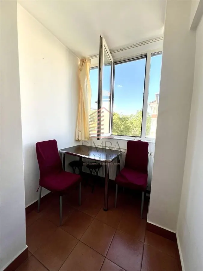 Apartament cu o camere de inchiriat - foto 4
