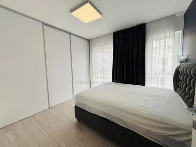 Apartament cu 3 camere de închiriat  zona  Centru vechi - foto 12