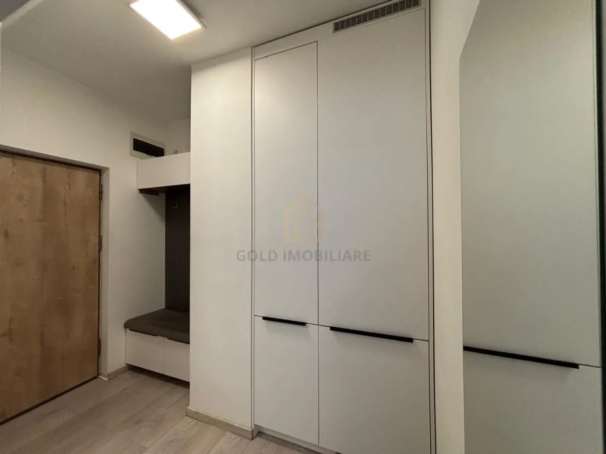 Apartament cu 3 camere de închiriat  zona  Centru vechi - foto 7