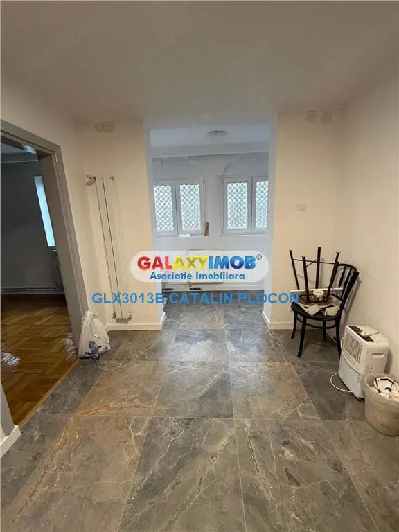 Ofer spre inchiriere casa la curte Bucurestii Noi - foto 3
