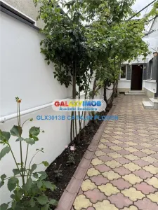 Ofer spre inchiriere casa cu 4 camere 1 Mai - foto 3